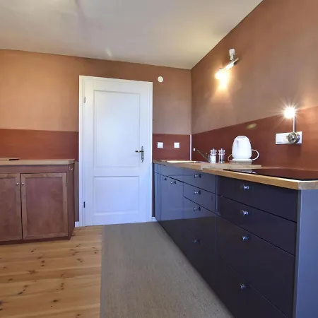 Charming In Stove With Terrace Apartamento *