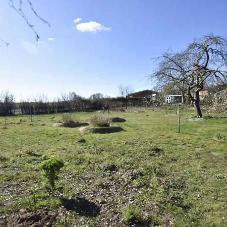 Charming In Stove With Terrace Apartamento Boiensdorf